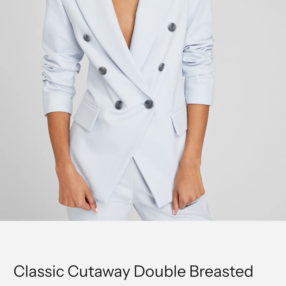 NWT Club Monaco Classic Cut Away Double Breasted  Light - Blue Blazer Size 4.